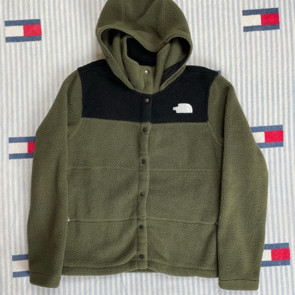 The North Face Jackets & Blazers - The North Face Gemma Snap Button Sherpa fleece jacket
